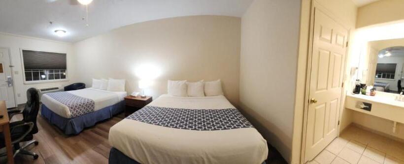 فندق على الطريق Flamingo Inn