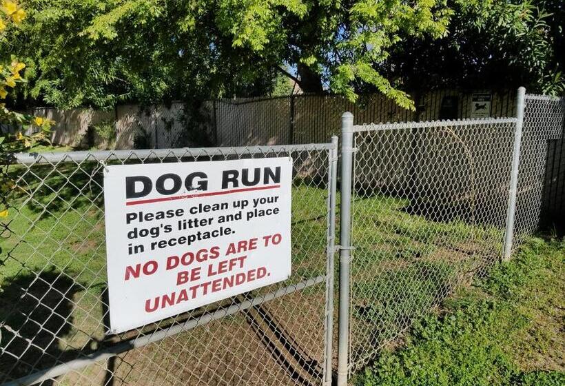 모텔 Gridley Inn & Rv Park