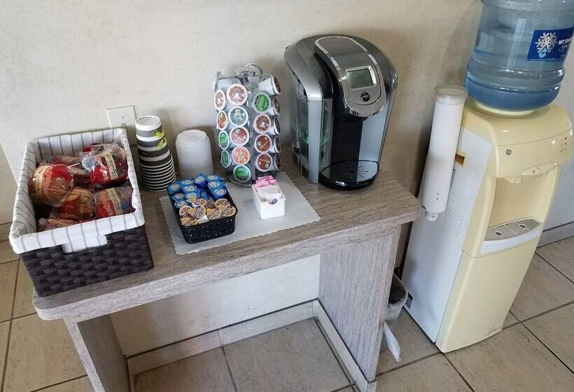 모텔 Gridley Inn & Rv Park