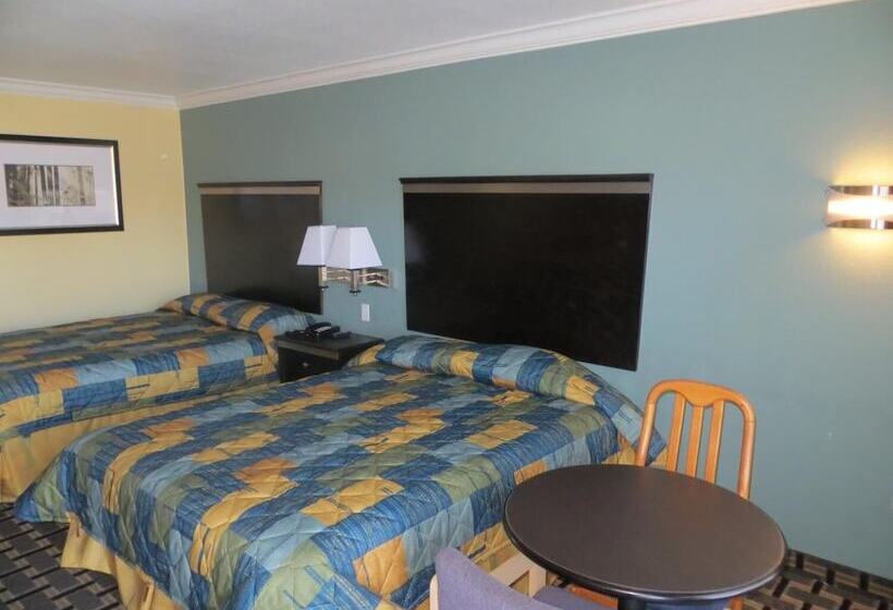 モーテル Hallmarc Inn