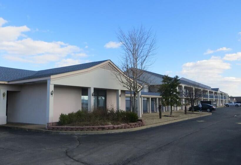 モーテル Hallmarc Inn