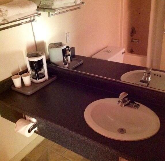 모텔 Humboldt Redwoods Inn