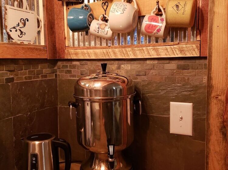 فندق على الطريق Kansas Country Inn