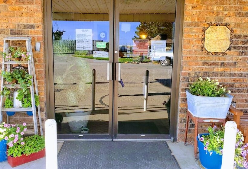 فندق على الطريق Kansas Country Inn