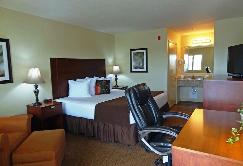 Мотель Kenedy Inn And Suites