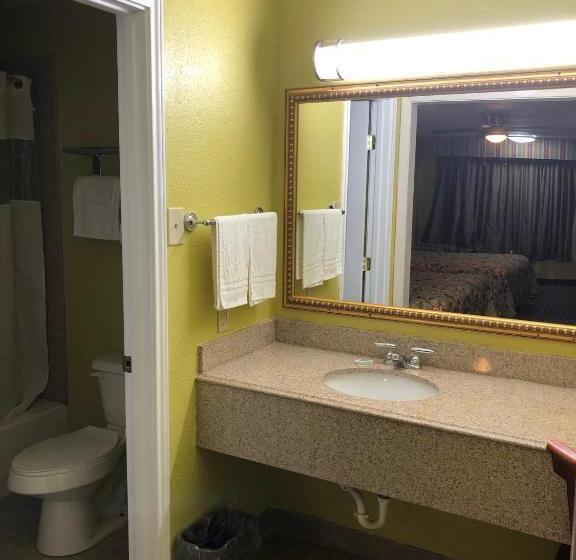 汽车旅馆  Kings Inn Mexia