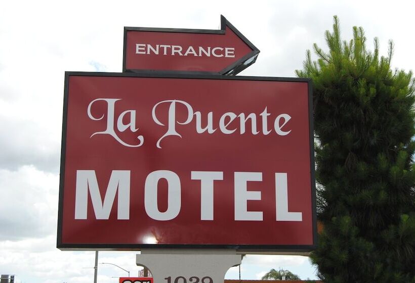 모텔 La Puente Inn