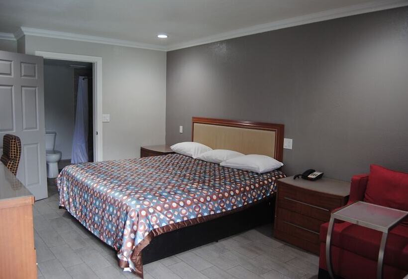 모텔 La Puente Inn