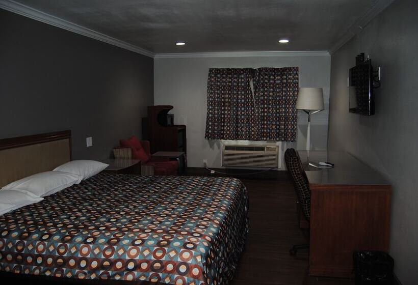 모텔 La Puente Inn