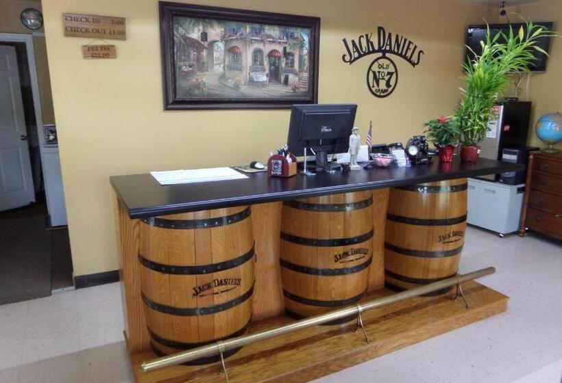 فندق على الطريق Lynchburg Country Inn