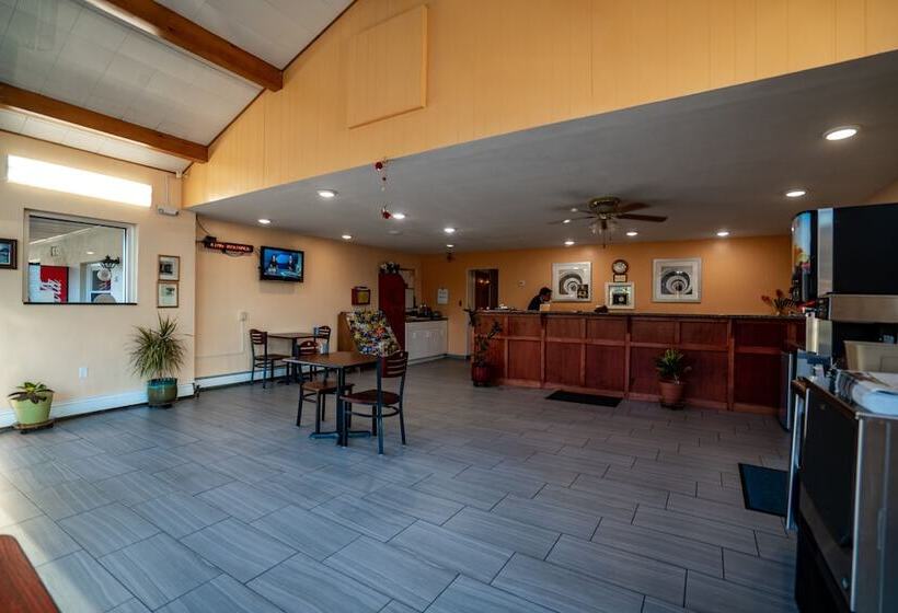 汽车旅馆  Mahoning Inn