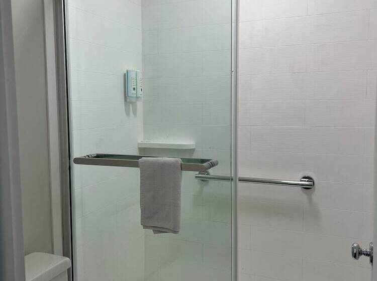 モーテル Quality Inn