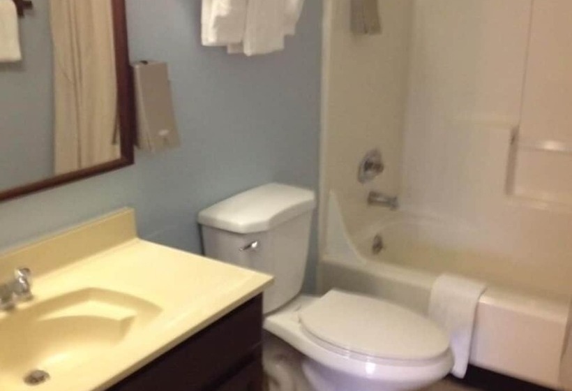 فندق على الطريق Ocean Avenue Inn