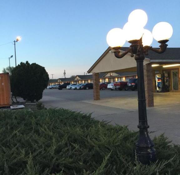 فندق على الطريق Ranger Inn Alva