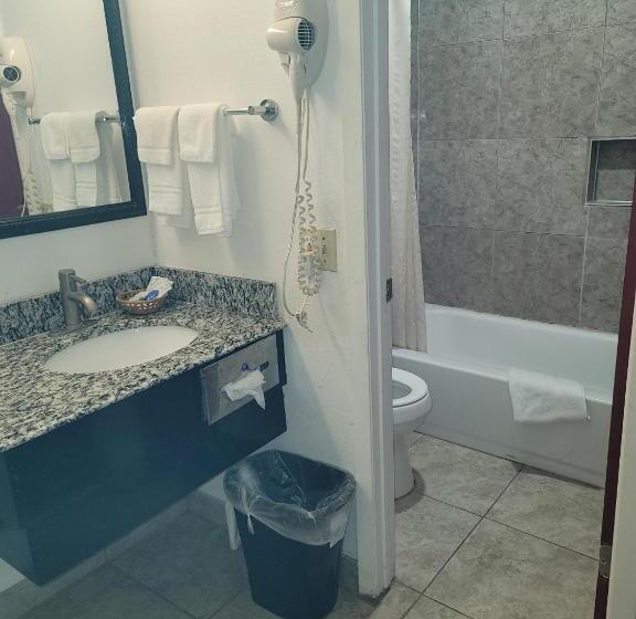 فندق على الطريق Ranger Inn Alva