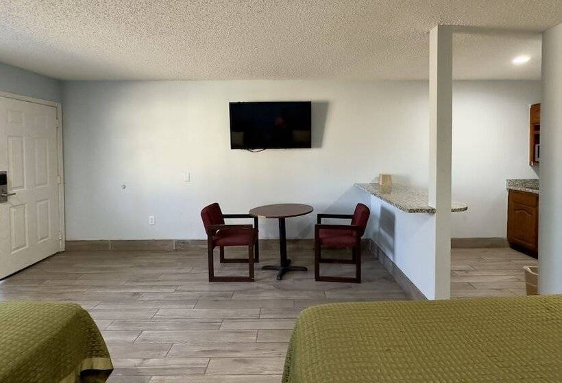 모텔 Razorback Inn