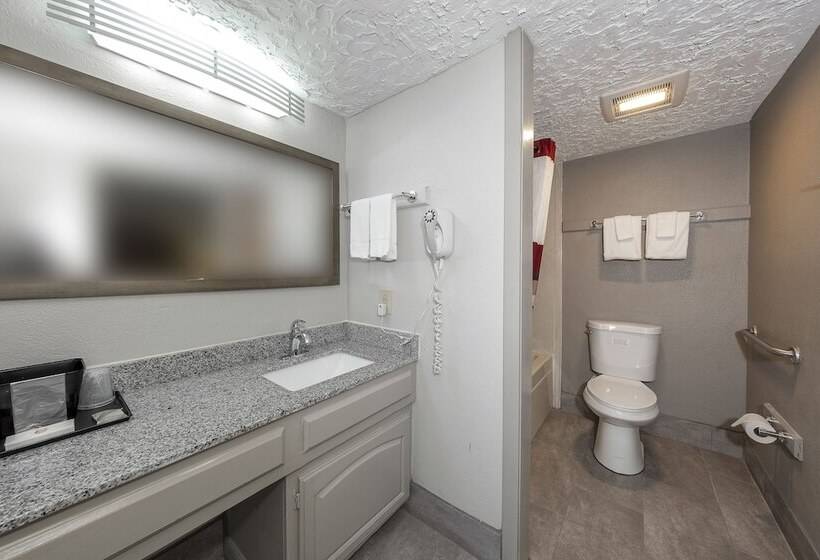 فندق على الطريق Red Roof Inn Monroe