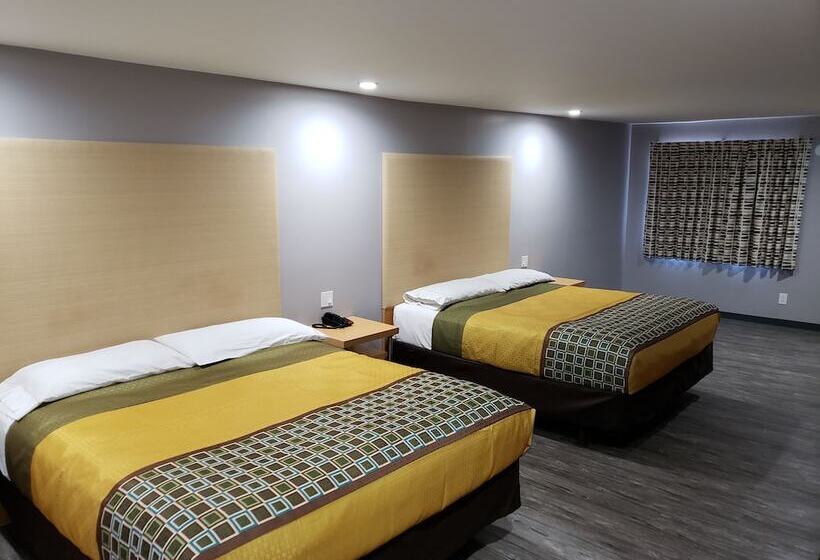 فندق على الطريق Regal Inn