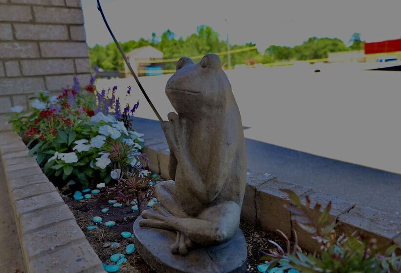 모텔 Regency Inn & Suites