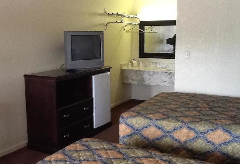 فندق على الطريق Relax Inn   Lakeland