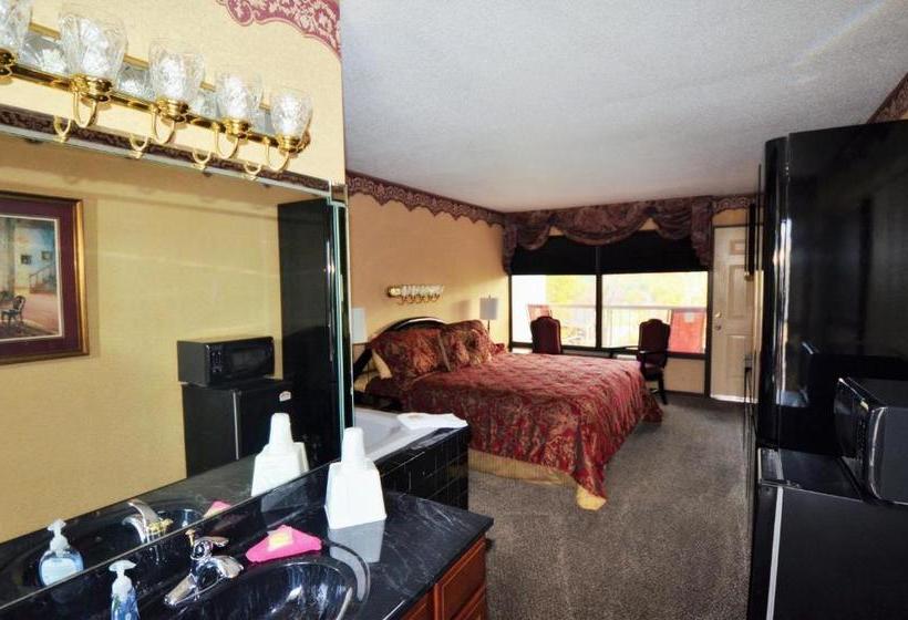 モーテル Rivergate Mountain Lodge