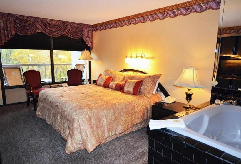 モーテル Rivergate Mountain Lodge