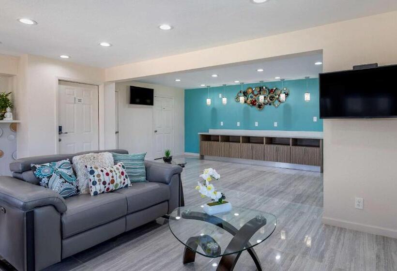 Мотель Rodeway Inn