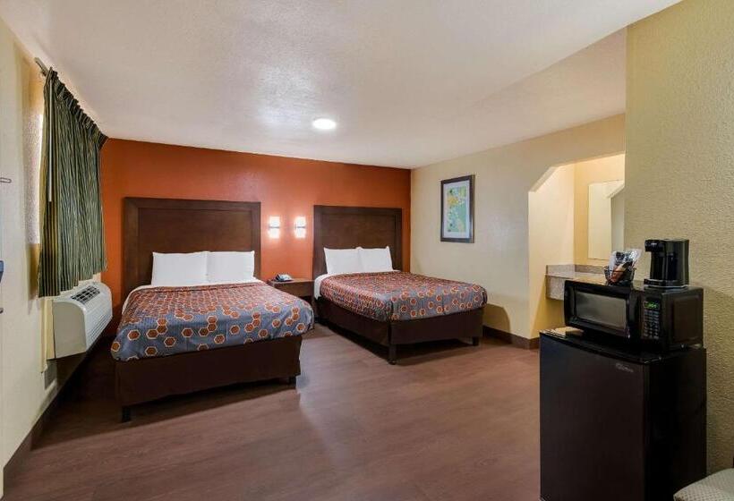 מוטל Rodeway Inn & Suites East