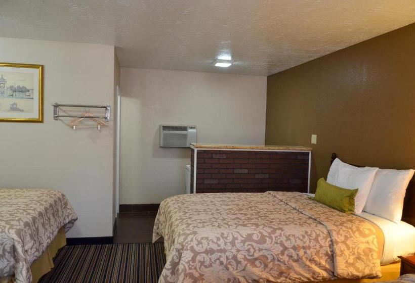 Мотель Route 66 Inn