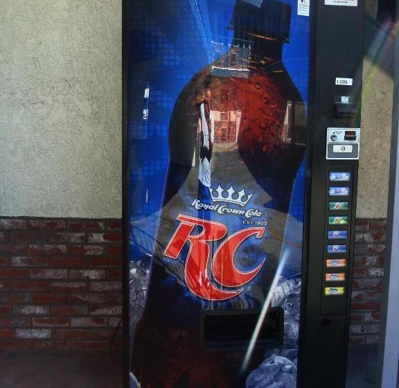 モーテル Scottish Inns