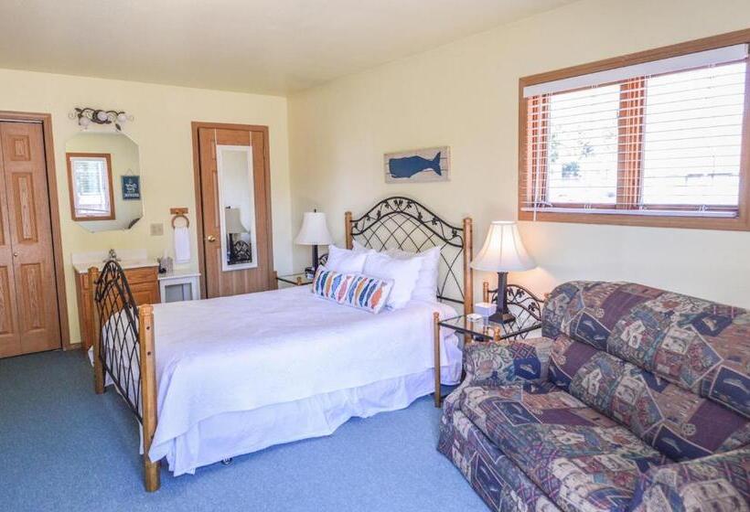 מוטל Sea Treasures Inn