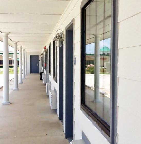 فندق على الطريق Southern Inn And Suites Pearsall