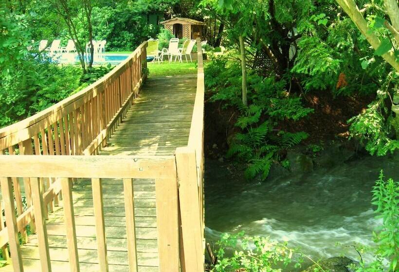 فندق على الطريق Stay Berkshires