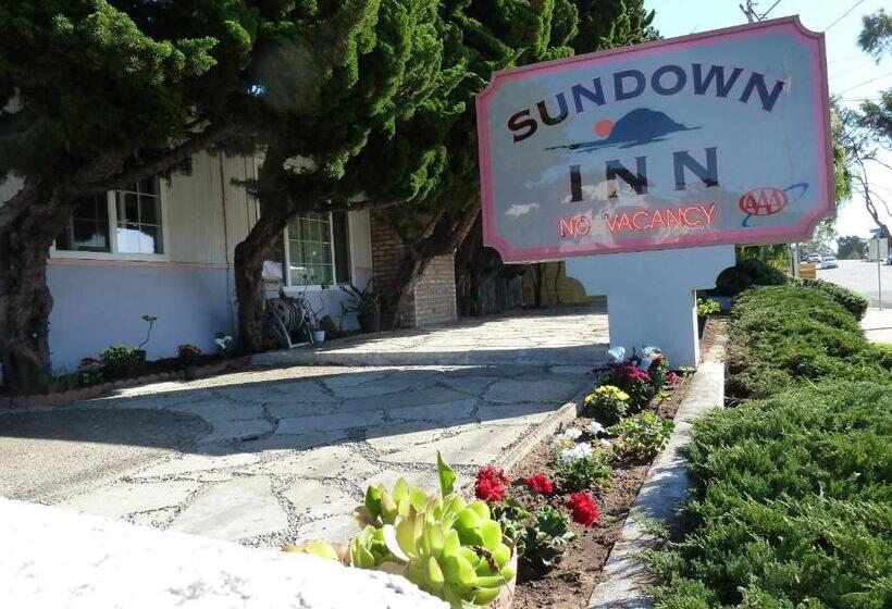 فندق على الطريق Sundown Inn Of Morro Bay