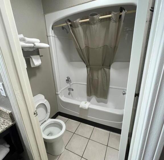 汽车旅馆 Super 7 Inn