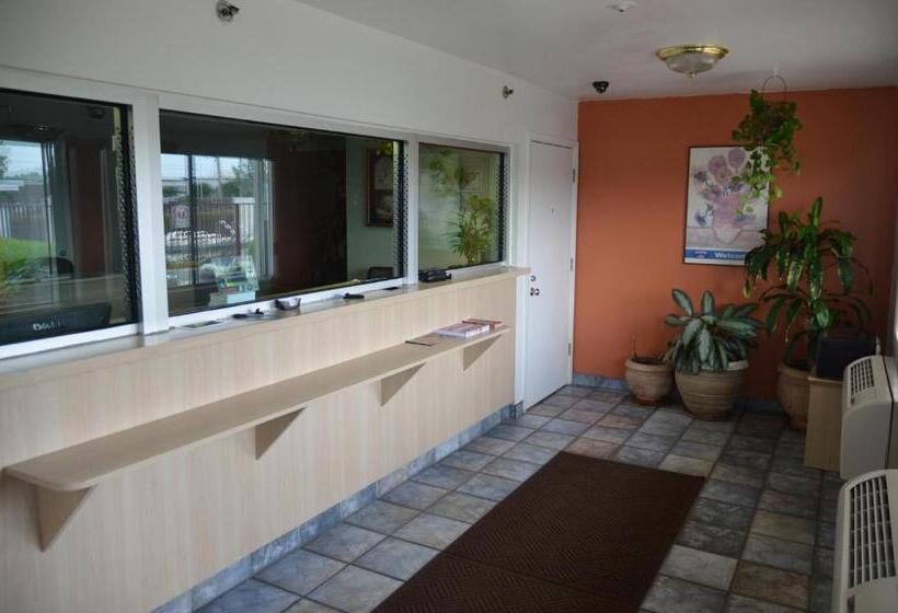 汽车旅馆 Super 7 Inn