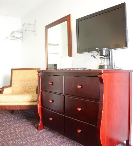 مُتل Heritage Of Lake George