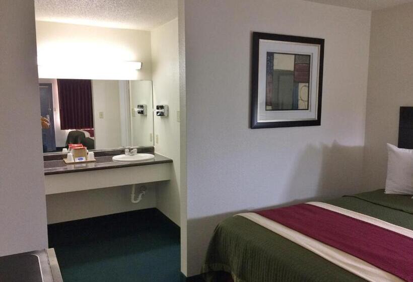 모텔 Travel Inn & Suites