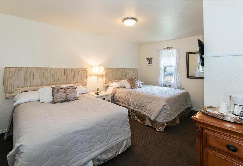 מוטל Virginia City Inn