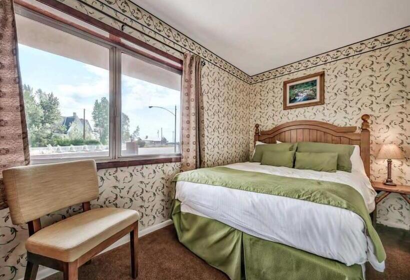 모텔 Walker River Lodge