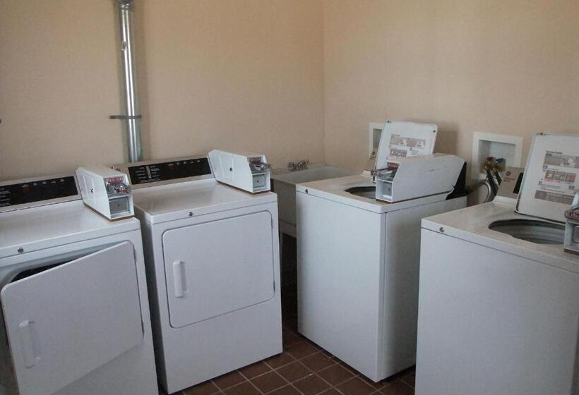 فندق على الطريق Wells Chinatown