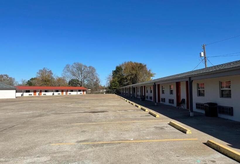 فندق على الطريق Western Inn