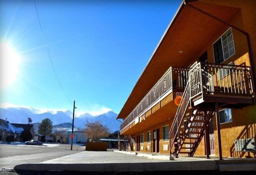 Mount Whitney Motel