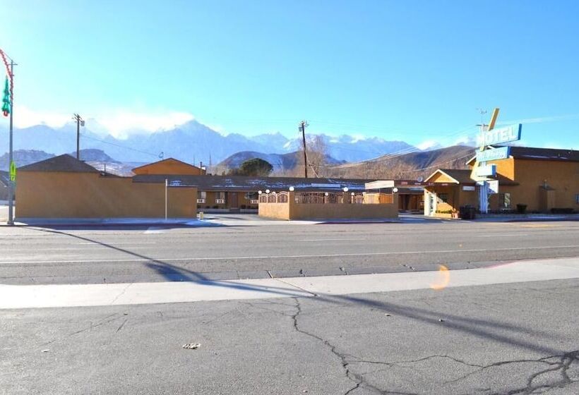 Mount Whitney Motel