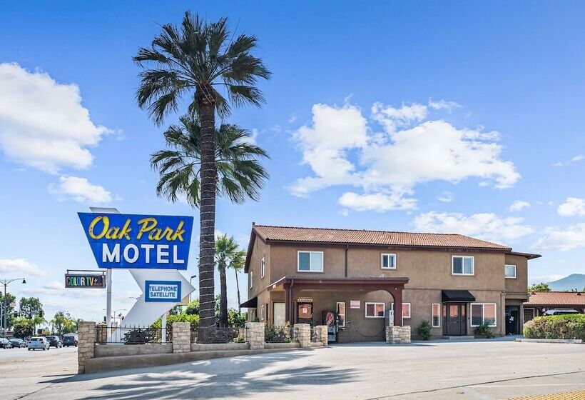 Oak Park Motel