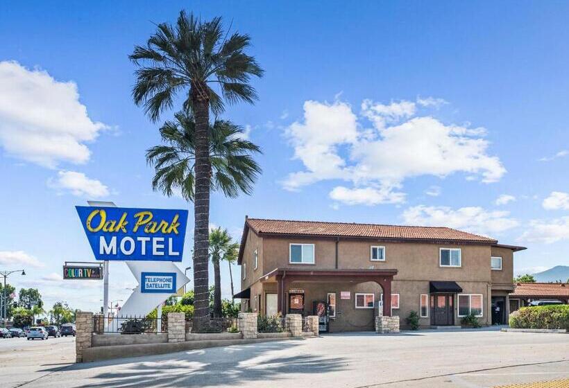 Oak Park Motel