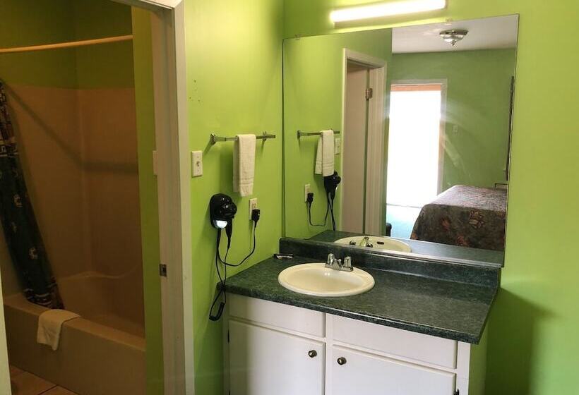 Ranch House Motel Marksville