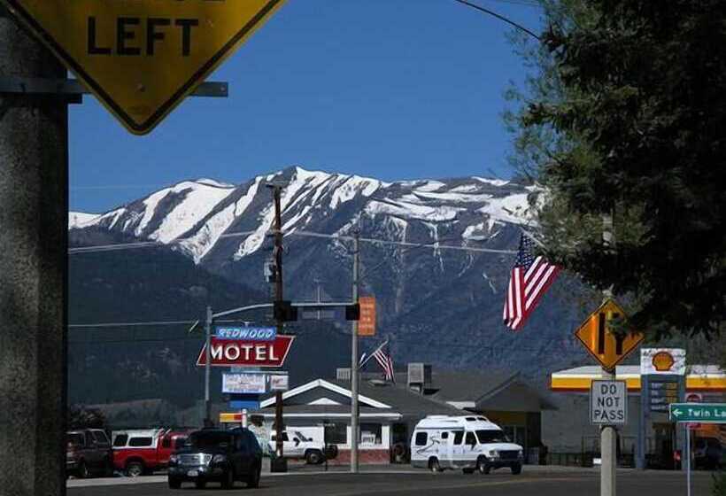 Redwood Motel