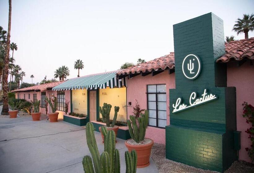 리조트 Les Cactus