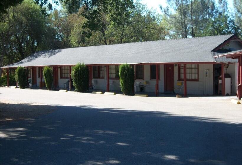 Shasta Dam Motel